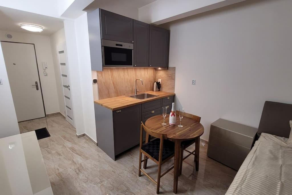 Luxusni Apartman Nedaleko Centra Prague Exterior photo
